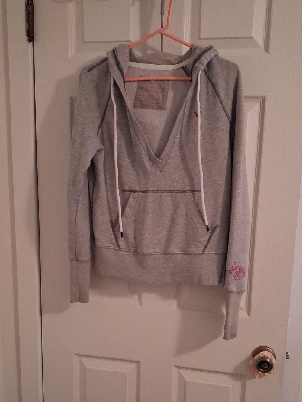 American Eagle Outfitters Light Gray V-Neck Hooded Pullover